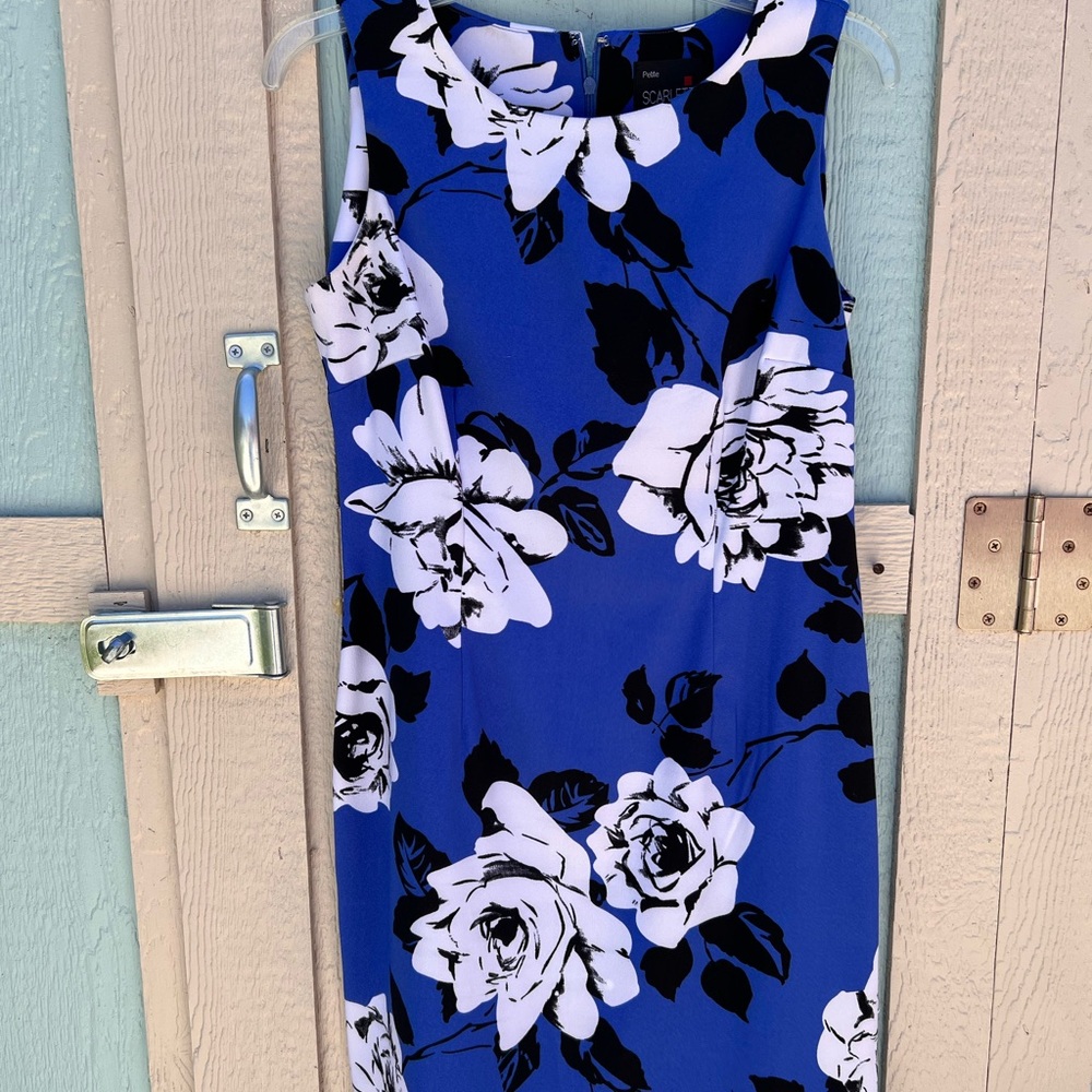 Scarlett White and Blue Sheath dress